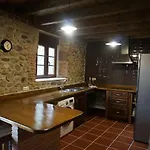 La Casa De La Costura - *