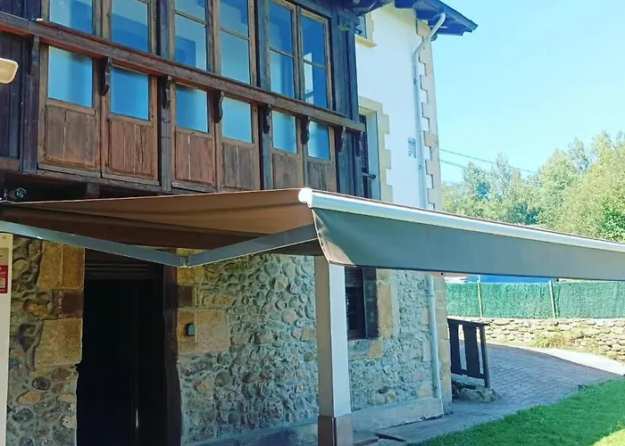 Ferienhaus La Casa De La Costura - Solares